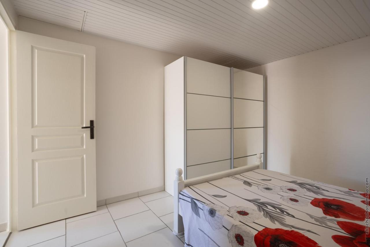 Ferienwohnung Alpinia - Appt Avec Piscine Partagee Saint-Pierre Exterior foto